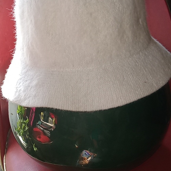 Vintage Lady's Hat - Picture 4 of 4